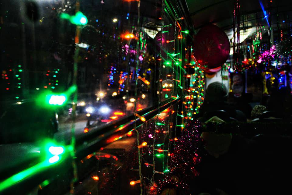 В новогоднюю ночь общественный транспорт будет работать до часу ночи